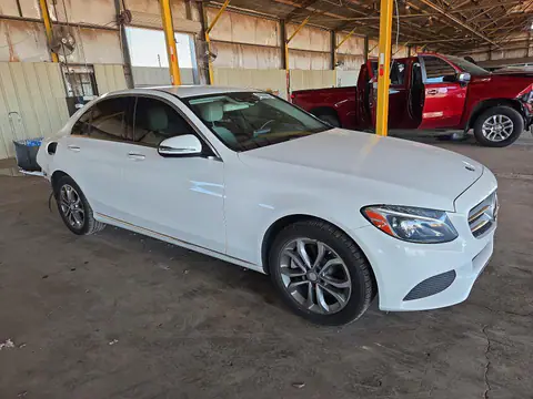 55SWF4KB5HU187567 — 2017 Mercedes-Benz C, ფოტო 4, Copart 26.10.2026, უკანა ნაწილი