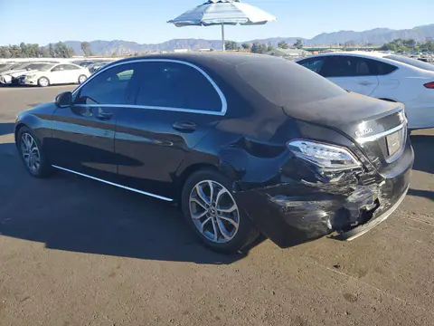 55SWF4JB1HU224972 — 2017 Mercedes-Benz C, zdjęcie 2 z Copart 26.10.2026, Tył