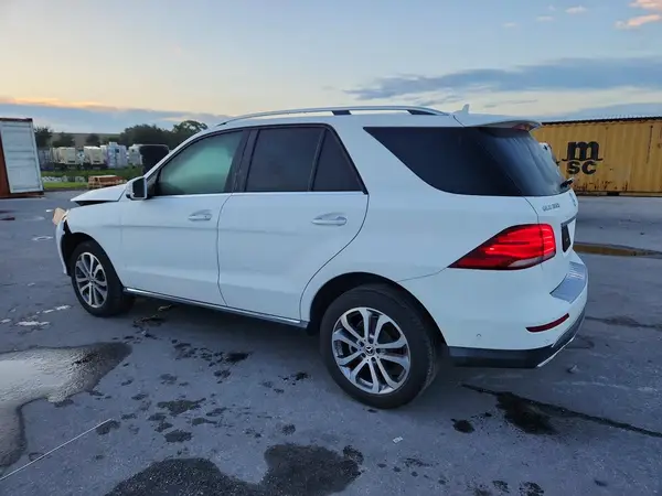 4JGDA5JB3JB181429 — 2018 Mercedes-Benz GLE, foto 2 de Copart, Parte delantera