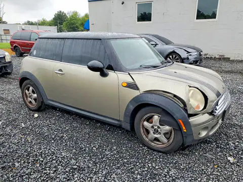 2010 MINI COOPER VIN WMWMF3C58ATZ61502 фото 4