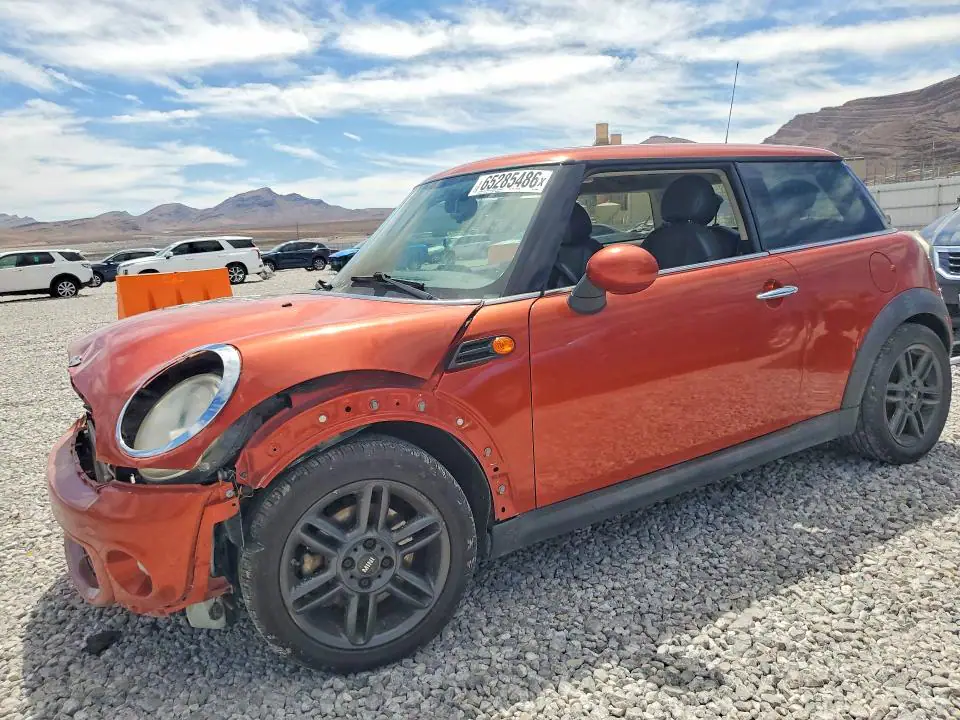 2011 MINI COOPER VIN WMWSU3C56BT099220 фото 1