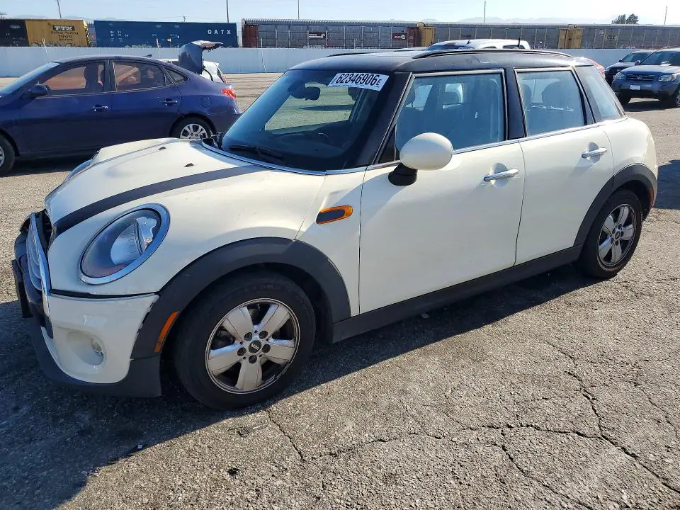 WMWXS5C57FT834073 MINI Cooper 2015 — Front end damage, before-repair photo