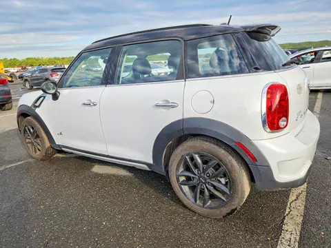 2016 MINI COOPER VIN WMWZC5C53GWU21976 фото 2
