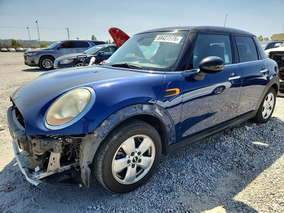 WMWXU1C51G2E16461 MINI Cooper 2016 — Front end damage, before-repair photo