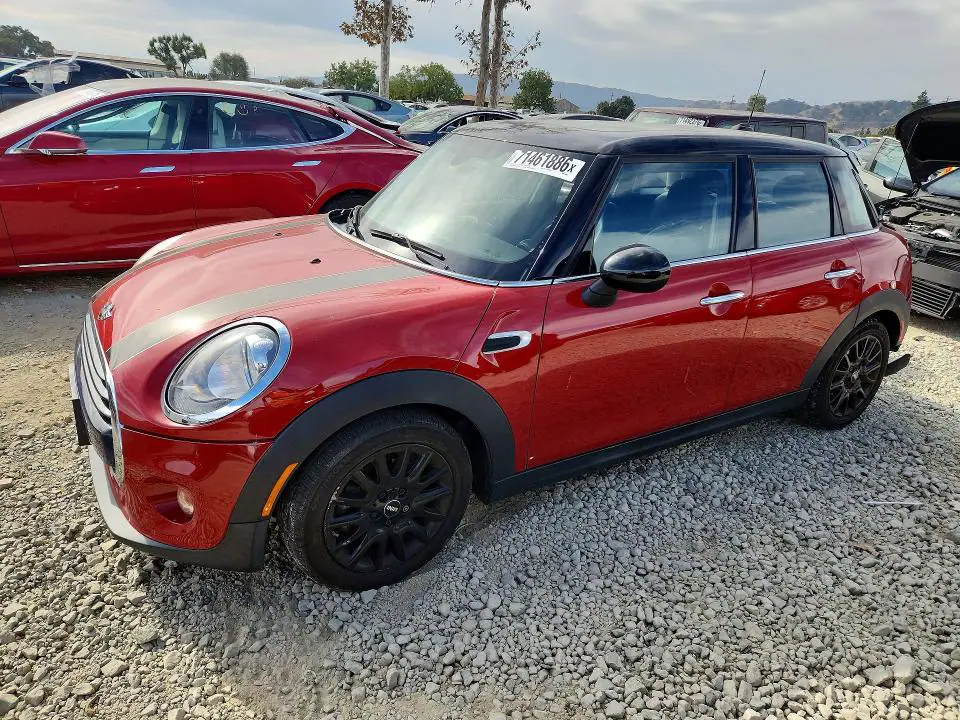 WMWXU1C54G2D09985 MINI Cooper 2016 — Rear end damage, before-repair photo
