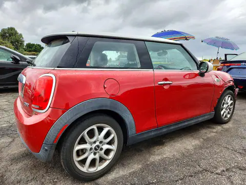 WMWXP5C51H3B77634 — 2017 MINI Cooper, photo 3 from Copart 23.10.2026, Front end