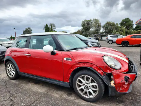 WMWXP5C51H3B77634 — 2017 MINI Cooper, photo 4 from Copart 23.10.2026, Front end