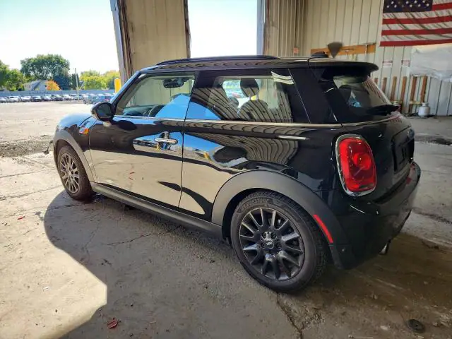 2017 MINI COOPER VIN WMWXP5C30H3C64259 фото 2