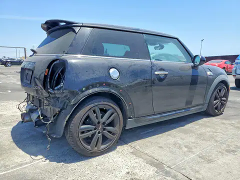 WMWXP7C59J2A48466 — 2018 MINI Cooper, photo 3 from Copart 21.10.2026, Rear end