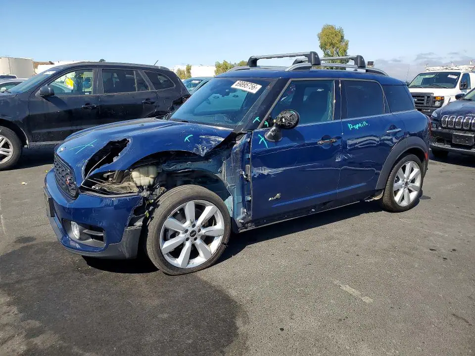 WMZYT5C50K3E62951 MINI Cooper 2019 — Front end damage, before-repair photo