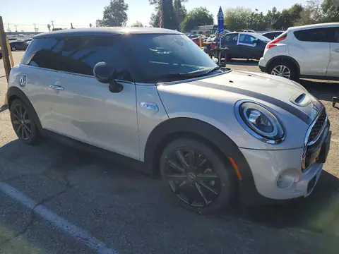 WMWXP7C51K2A51394 — 2019 MINI Cooper, photo 4 from Copart 23.10.2026, Minor dents and scratches