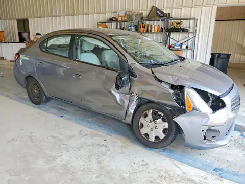 ML32F3FJ3HH002916 — 2017 Mitsubishi Mirage, photo 4 from Copart 28.10.2026, Front end