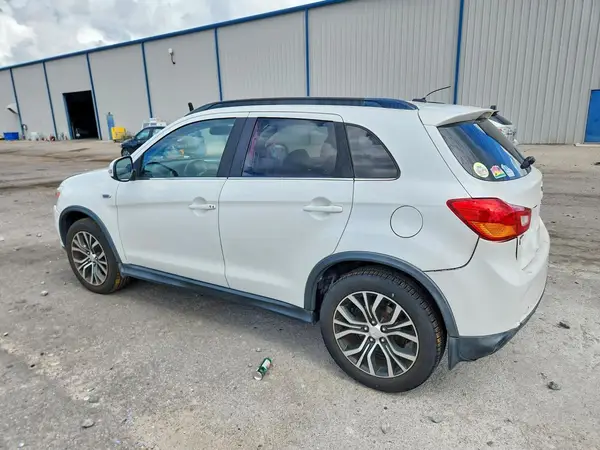 JA4AP4AWXGZ033985 — 2016 Mitsubishi Outlander, фото 2 с аукциона Copart 30.09.2026, Передняя часть