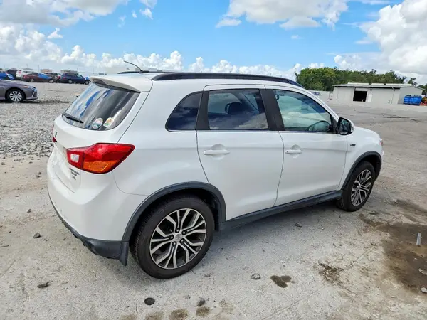 JA4AP4AWXGZ033985 — 2016 Mitsubishi Outlander, фото 3 с аукциона Copart 30.09.2026, Передняя часть