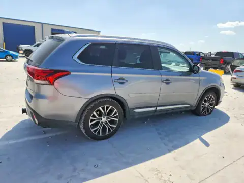 JA4JZ4AX7HZ033298 — 2017 Mitsubishi Outlander, photo 3 from Copart 25.09.2026, Front end