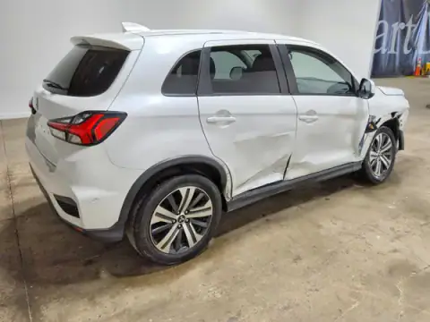 JA4AP3AU4LU018575 — 2020 Mitsubishi Outlander, фото 3 з Copart 22.09.2026, Незначні вм’ятини й подряпини