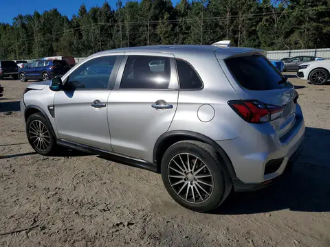 JA4APUAU5MU020486 — 2021 Mitsubishi Outlander, zdjęcie 2 z Copart, Przód