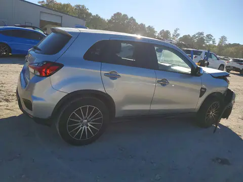 JA4APUAU5MU020486 — 2021 Mitsubishi Outlander, zdjęcie 3 z Copart, Przód