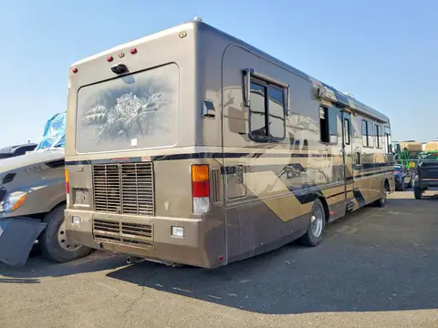 2003 MONACO COA UNKNOWN VIN 1RFB3464833021160 фото 4