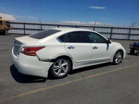 2014 Nissan Altima VIN 1N4AL3AP5EC202496 фото 3