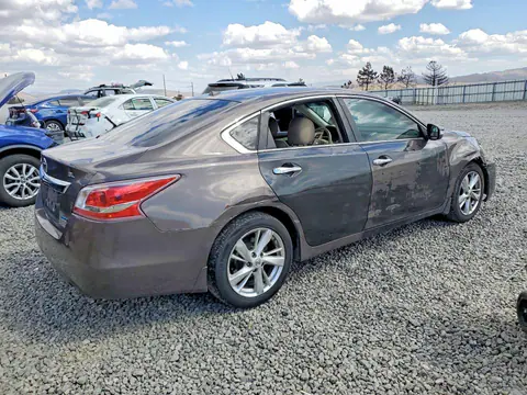 2014 Nissan Altima VIN 1N4AL3AP0EN364010 фото 3