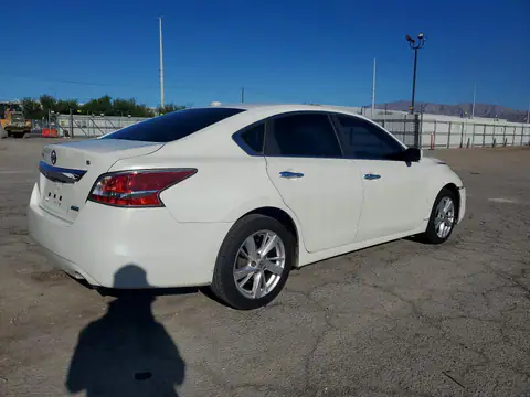 2014 Nissan Altima VIN 1N4AL3AP3EC427872 фото 3