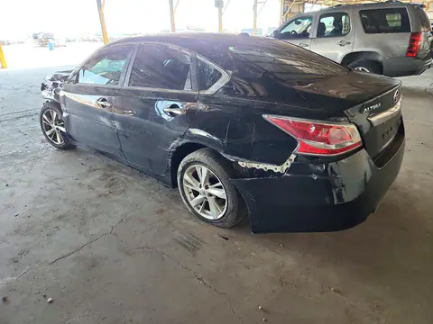 1N4AL3AP0EN339818 — 2014 Nissan Altima, photo 2 from Copart 21.10.2026, Front end