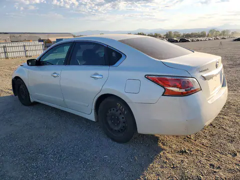 1N4AL3AP6EN349849 — 2014 Nissan Altima, фото 2 с аукциона Copart 16.10.2026, Передняя часть