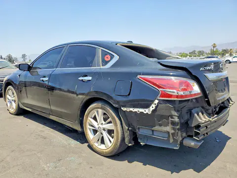 2015 Nissan Altima VIN 1N4AL3AP0FC212516 фото 2