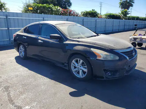 1N4AL3AP5FC185913 — 2015 Nissan Altima, фото 4 с аукциона Copart 29.09.2026, Задняя часть