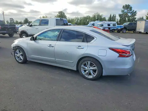 2015 Nissan Altima VIN 1N4AL3APXFC209025 фото 2
