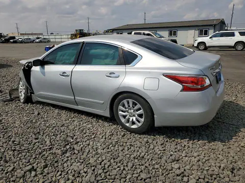 1N4AL3AP8FC591104 — 2015 Nissan Altima, photo 2 from Copart 14.10.2026, Front end