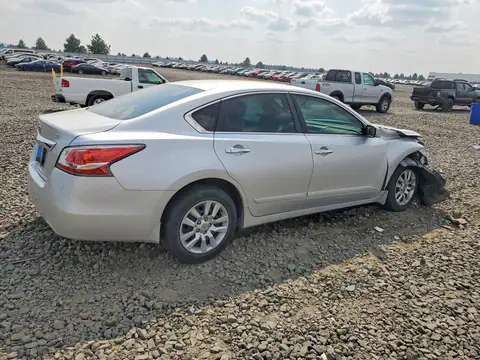 1N4AL3AP8FC591104 — 2015 Nissan Altima, photo 3 from Copart 14.10.2026, Front end