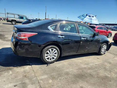 1N4AL3AP5FC234821 — 2015 Nissan Altima, foto 3 de Copart 30.09.2026, Parte delantera