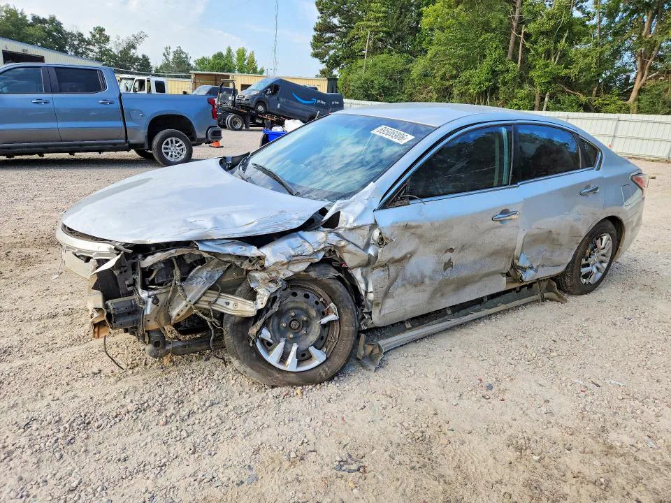 2015 NISSAN ALTIMA VIN 1N4AL3APXFN332005 фото 1