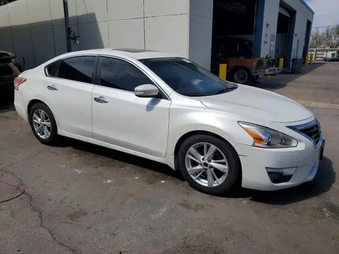 2015 Nissan Altima VIN 1N4AL3AP3FC226815 фото 4