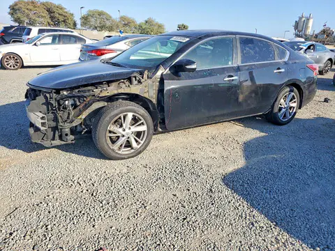 2015 Nissan Altima VIN 1N4AL3APXFN301823 фото 1