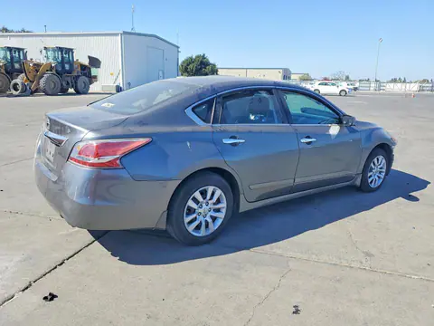 2015 Nissan Altima VIN 1N4AL3AP2FN917564 фото 3