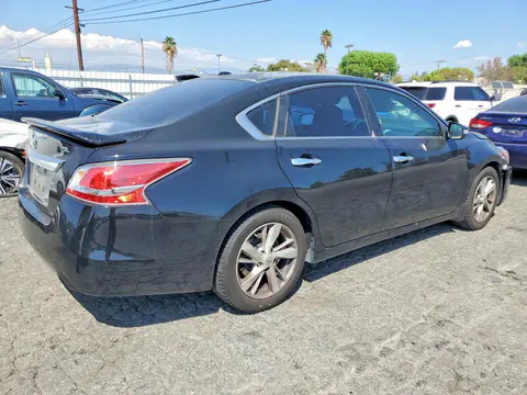 2015 Nissan Altima VIN 1N4AL3AP8FN380649 фото 3