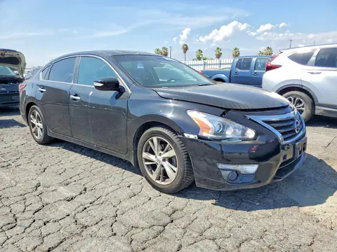 2015 Nissan Altima VIN 1N4AL3AP8FN380649 фото 4