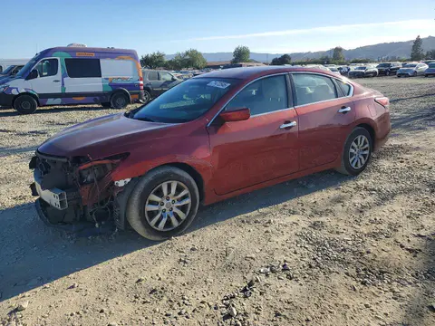 2015 Nissan Altima VIN 1N4AL3AP0FN335835 фото 1