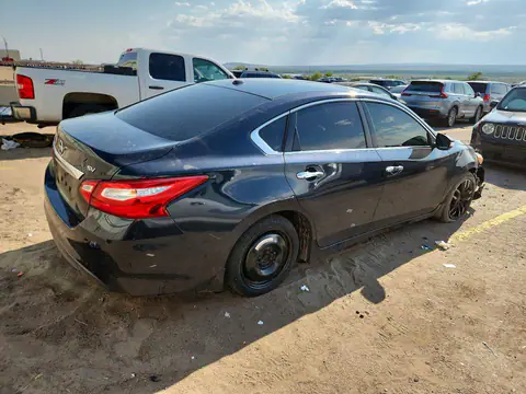 1N4AL3AP8GC228965 — 2016 Nissan Altima, фото 3 з Copart 15.10.2026, Передня частина