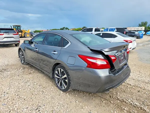 1N4BL3AP1GC294164 — 2016 Nissan Altima, photo 2 from Copart 06.10.2026, Rear end