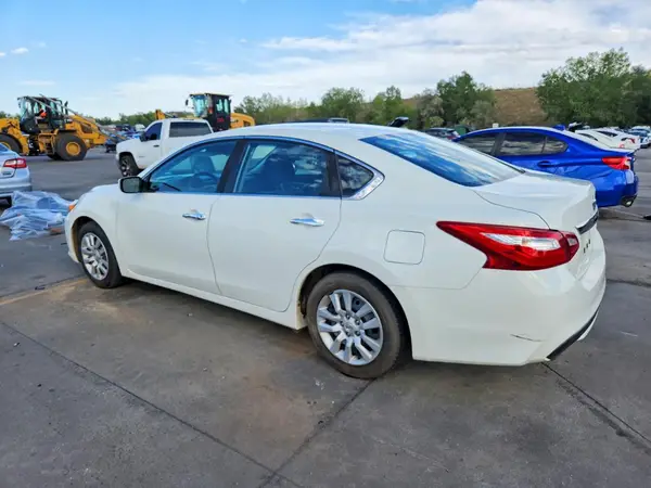 1N4AL3AP6GC213638 — 2016 Nissan Altima, zdjęcie 2 z Copart 19.10.2026, Zalanie