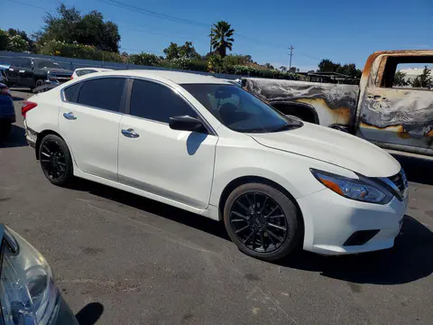 2016 Nissan Altima VIN 1N4AL3AP1GC250094 фото 4