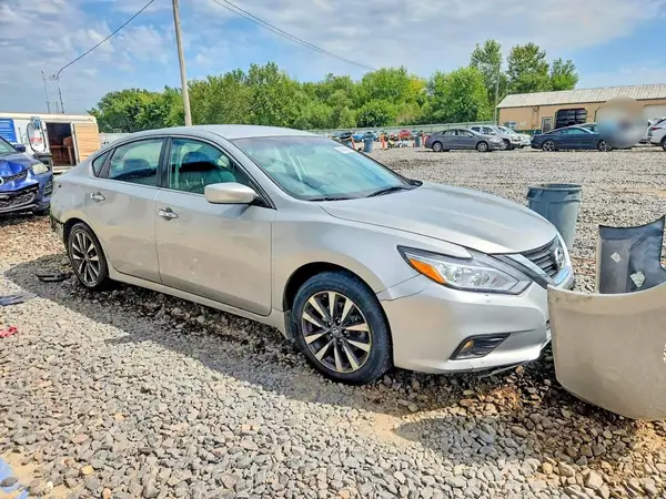 1N4AL3AP5GC166909 — 2016 Nissan Altima, photo 4 from Copart, Rear end