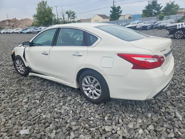 1N4AL3APXGC255830 — 2016 Nissan Altima, photo 2 from Copart 01.10.2026, Front end