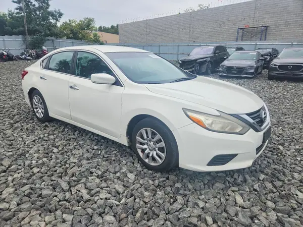 1N4AL3APXGC255830 — 2016 Nissan Altima, photo 4 from Copart 01.10.2026, Front end