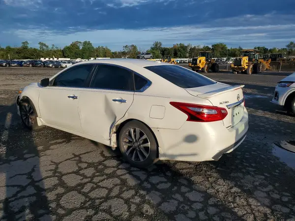 1N4AL3AP5GC131657 — 2016 Nissan Altima, foto 2 de Copart 08.10.2026, Parte delantera