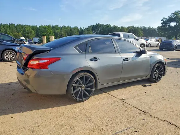 1N4AL3AP8GC187964 — 2016 Nissan Altima, photo 3 from Copart, Front end